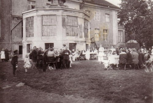 Gartenfeier im Jahr ca. 1943
