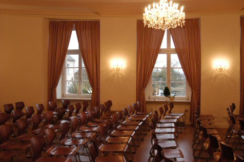 Festsaal mit Bestuhlung